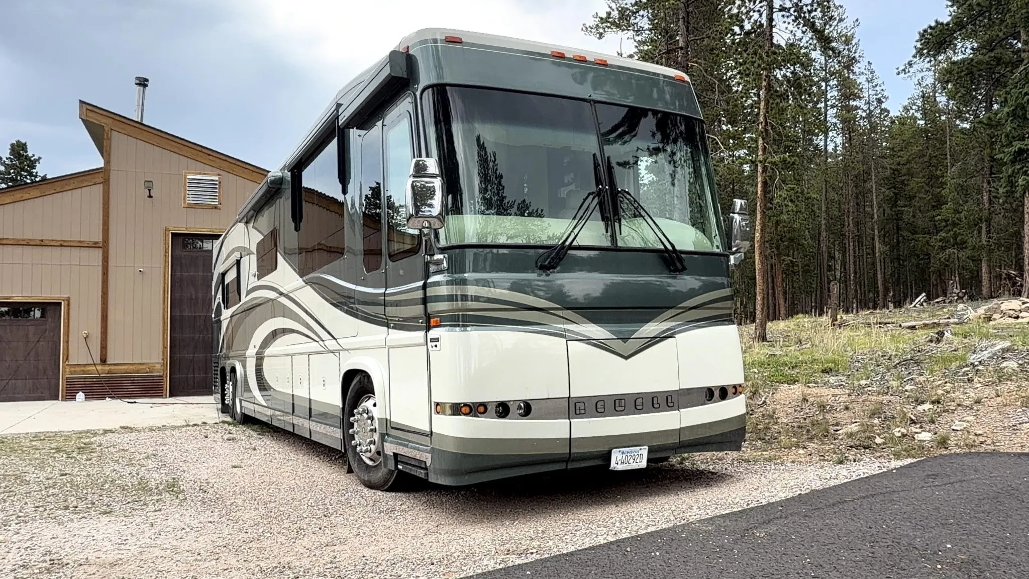 2005 Newell 450 Motorcoach