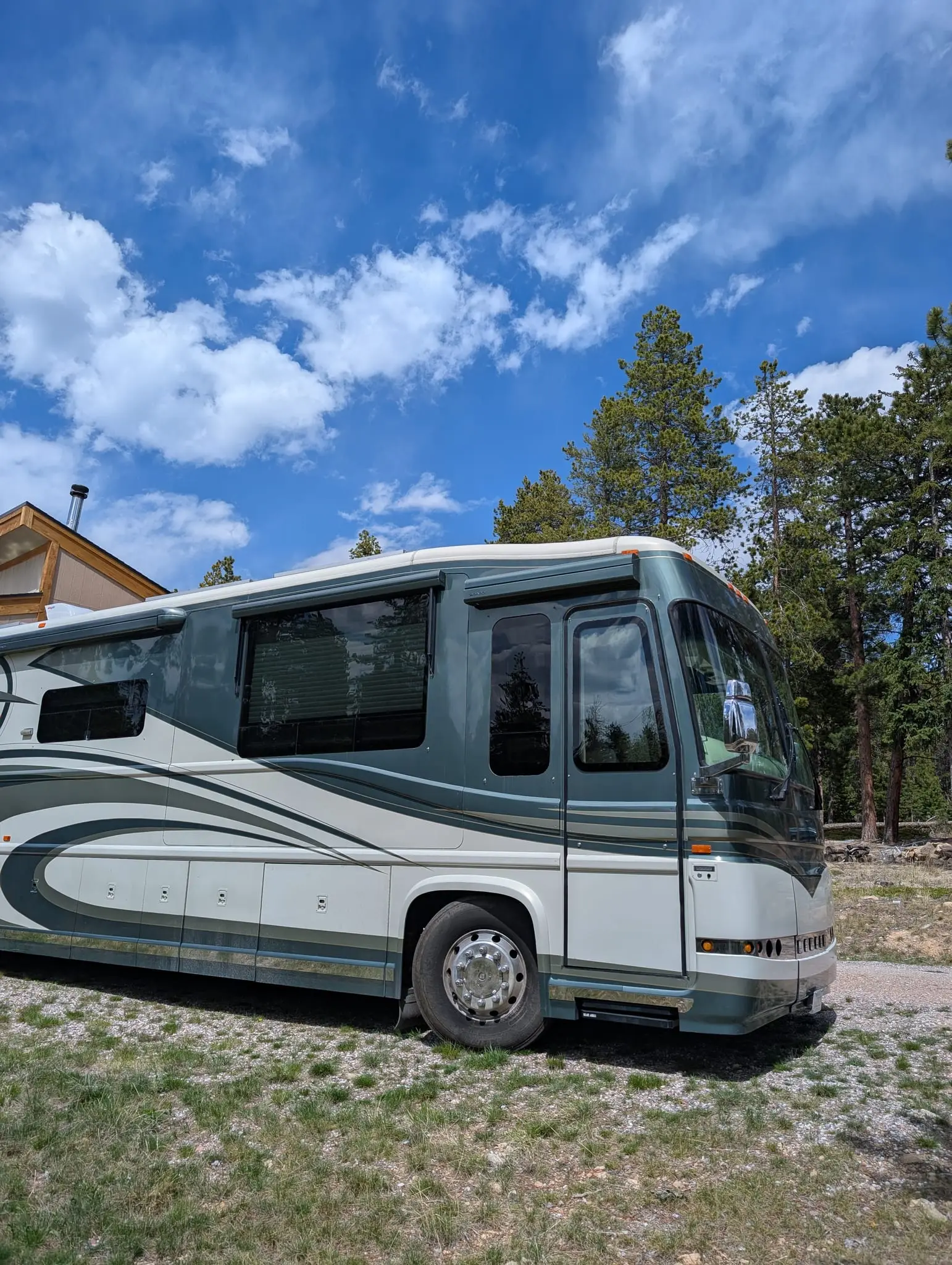 2005 Newell 450 Motorcoach