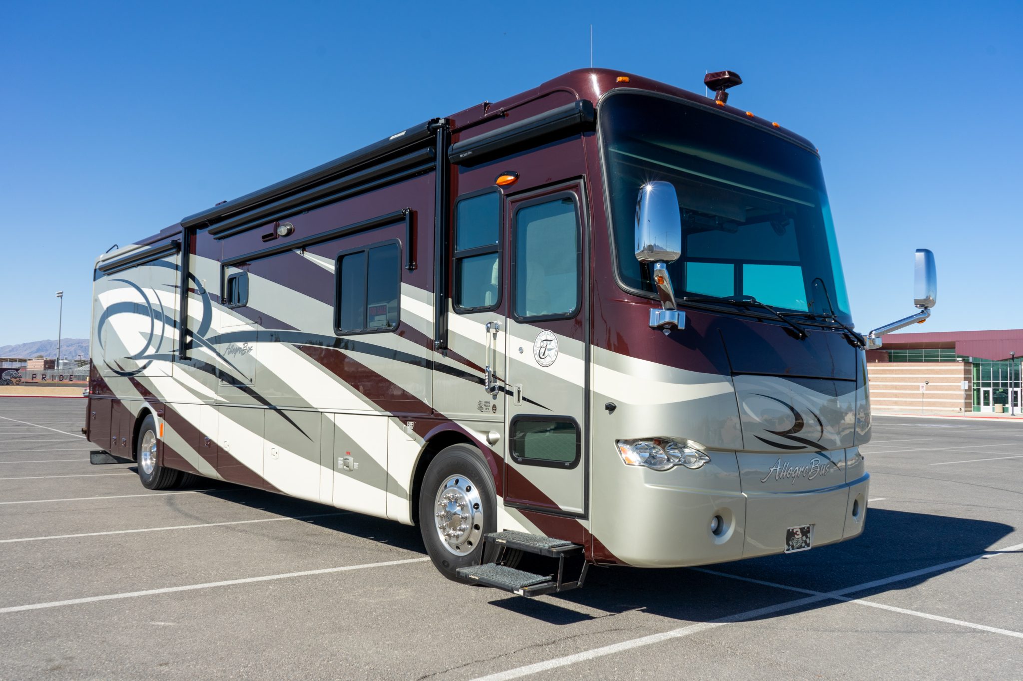 2011 Tiffin Allegro Bus 40 QXP Motorcoach