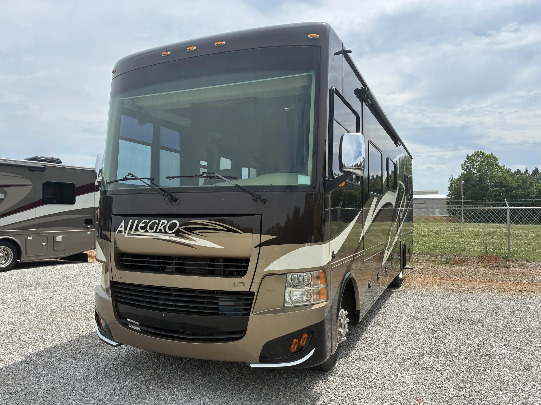 2013 Tiffin Allegro Open Road Motorcoach